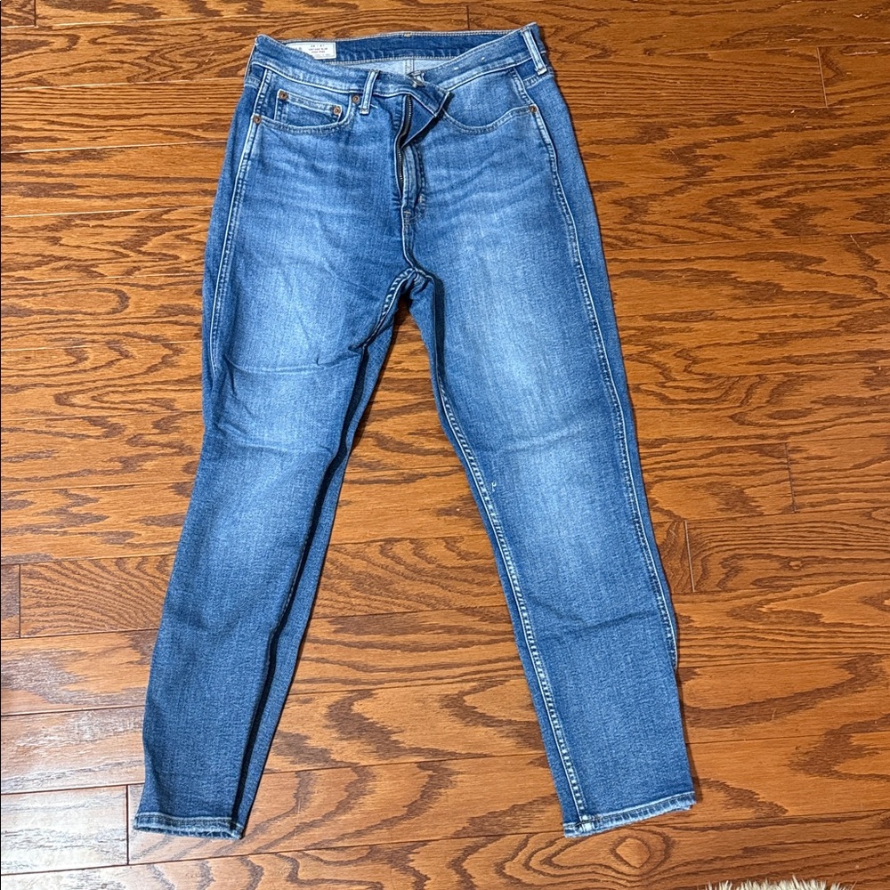 GAP Women's High Rise Blue Jeans
